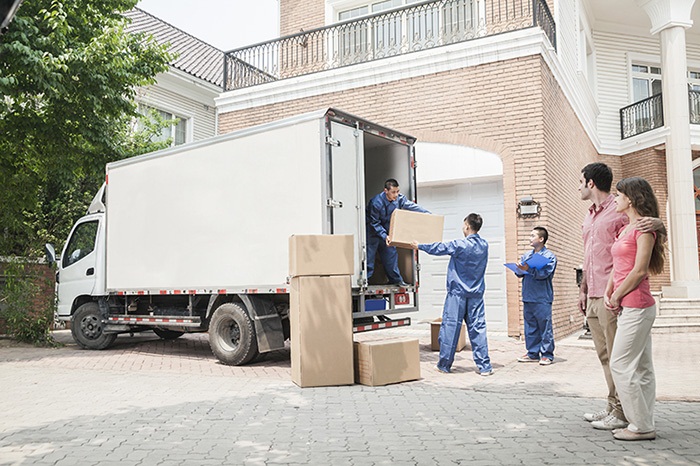Finding the Right Movers and Storage Yards